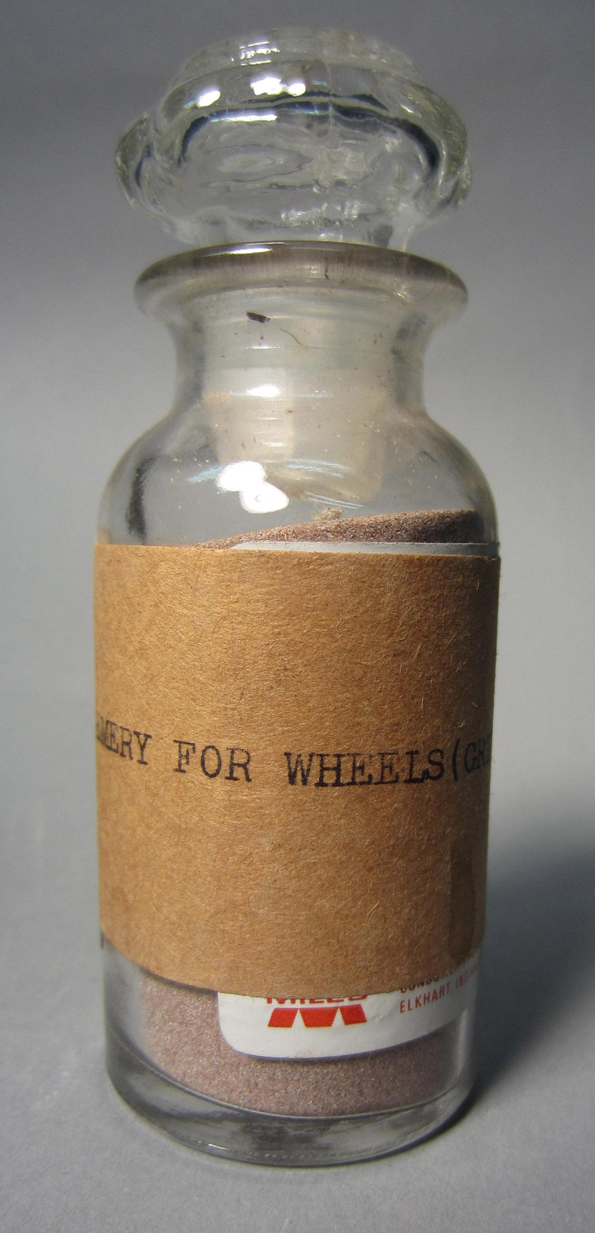 1986.0050.415.003 A-B Bottle, View 2