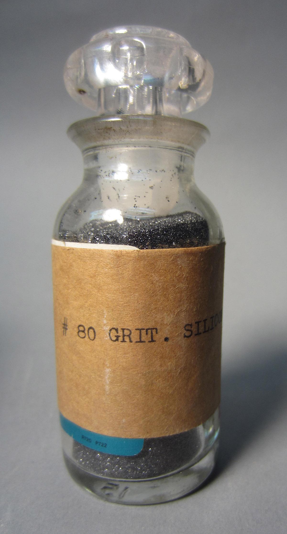 1986.0050.415.006 A-B Bottle, View 1