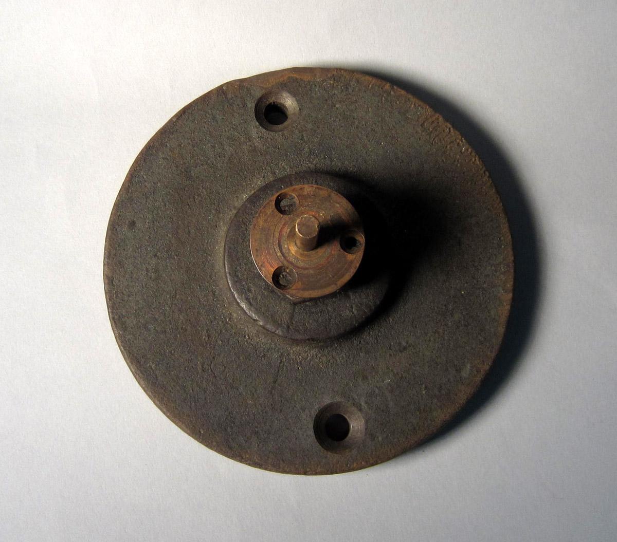 1986.0050.418 A Turn table, View 1