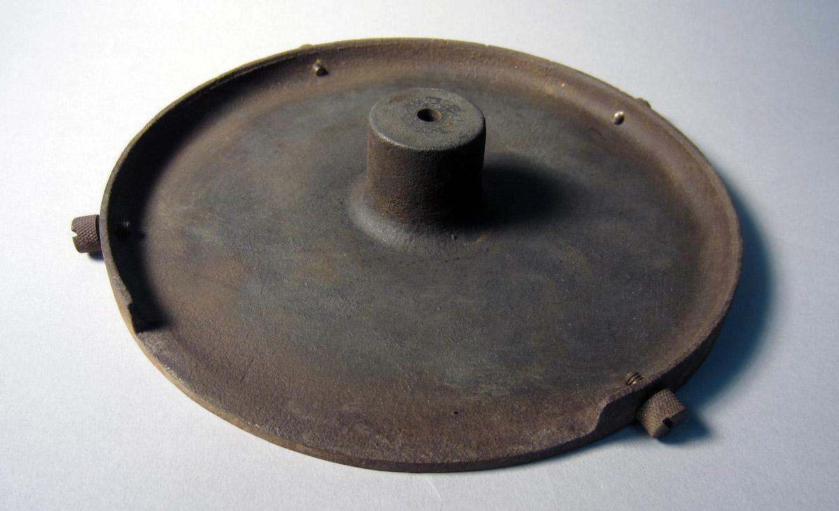 1986.0050.418 B Turn table, View 1