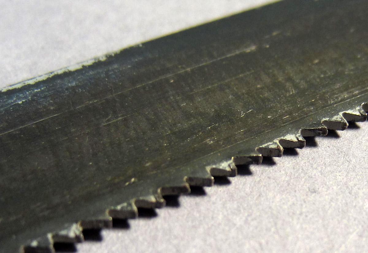 1986.0050.421 B Saw, Edge