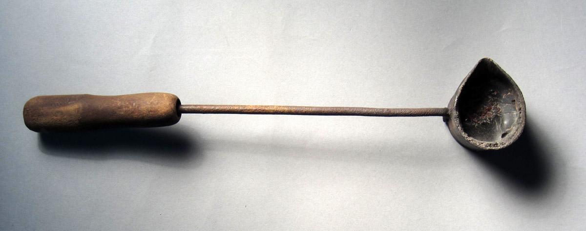 1986.0050.424 Pitch ladle, Top