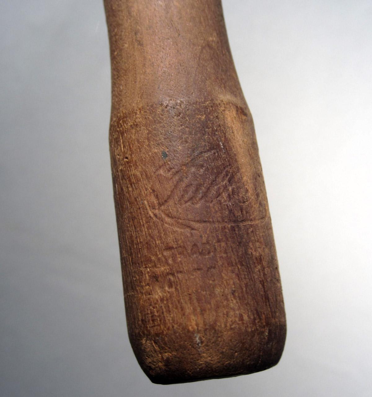 1986.0050.424 Pitch ladle, Mark