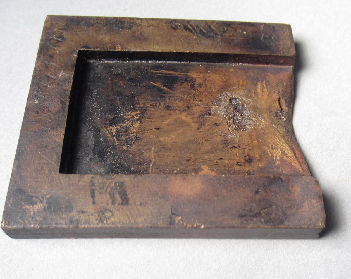 1986.0050.425 A Mold, Detail