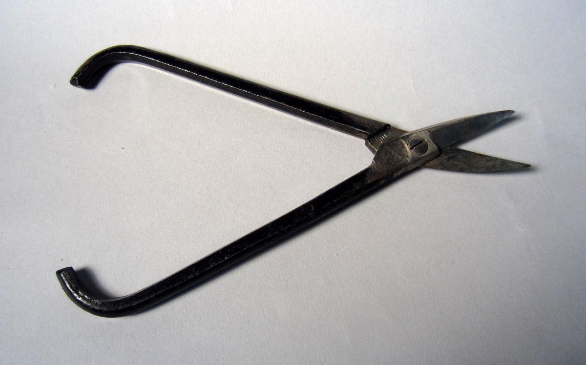 1986.0050.430 Snips, View 1