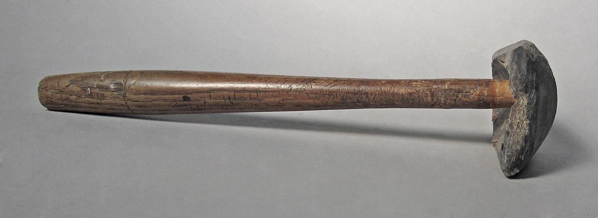 1986.0050.433, Mallet, side 2