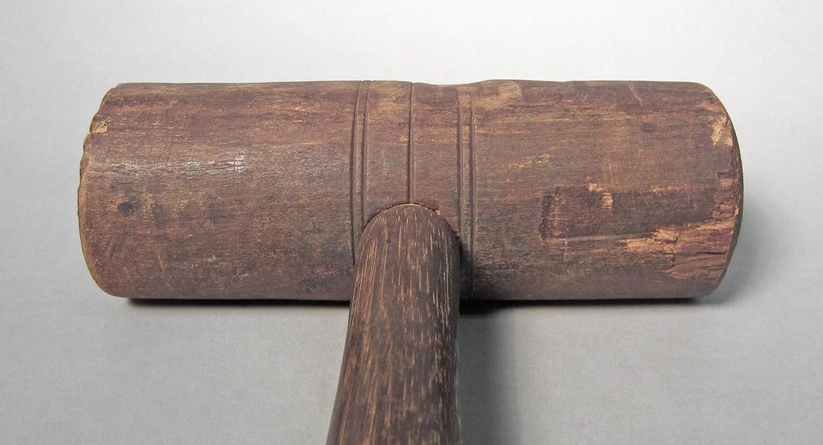 1986.0050.438, Mallet, head bottom