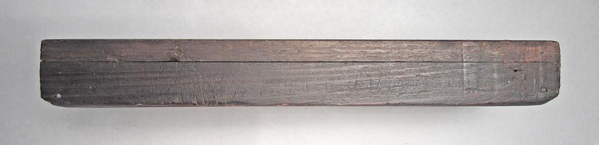 1986.0050.440 A, B, Oil stone and box, box side 2