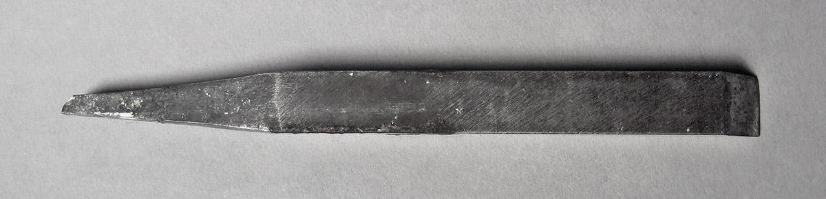 1986.0050.446, Lathe tool, blade side 2