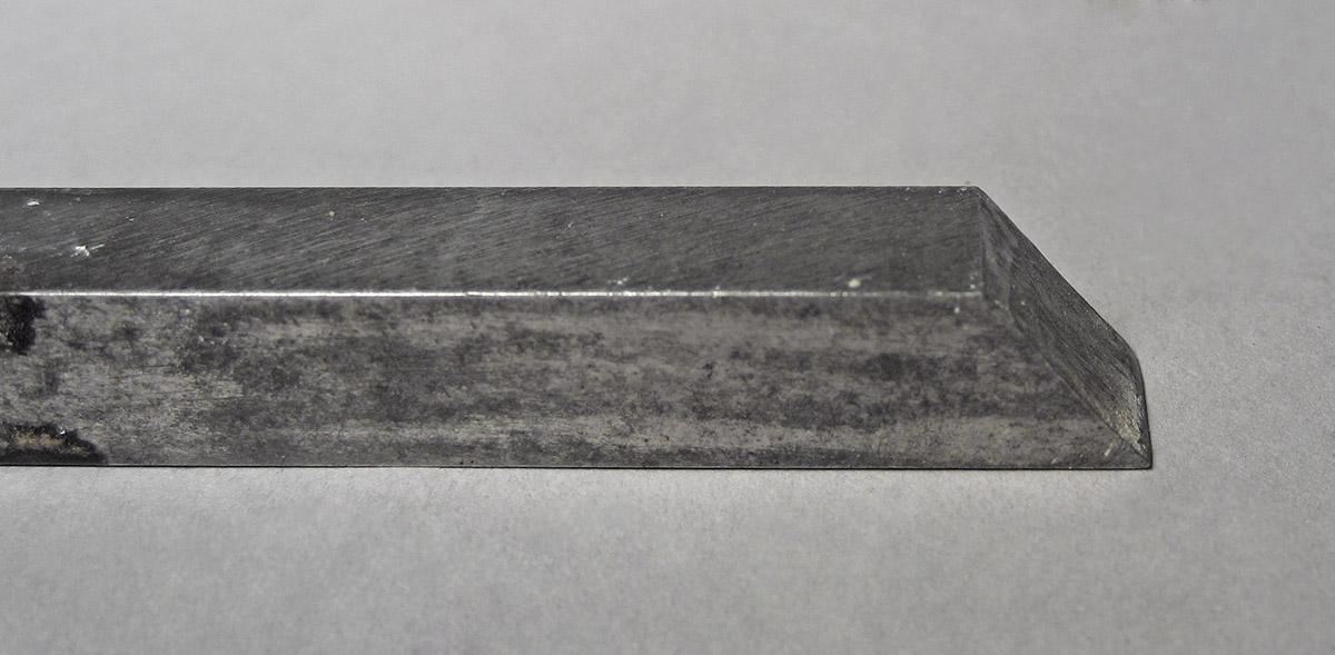 1986.0050.446, Lathe tool, blade tip