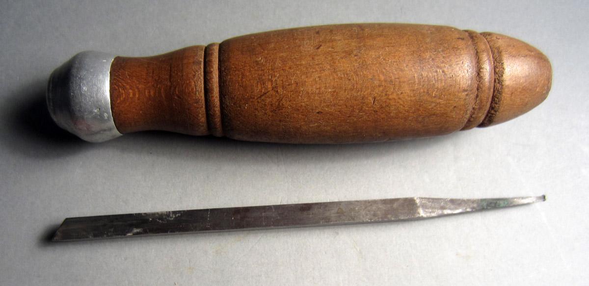 1986.0050.447 Engraving tool, View 2