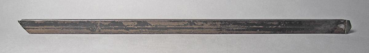 1986.0050.451, Lathe tool, side 1