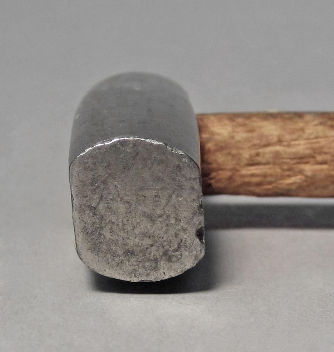 1986.0050.454, Hammer, head side 2