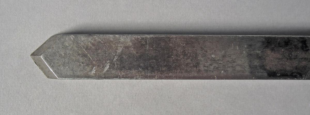 1986.0050.455, Lathe tool, tip 2