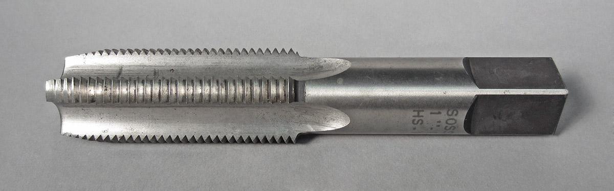 1986.0050.463, Thread cutter, side 2