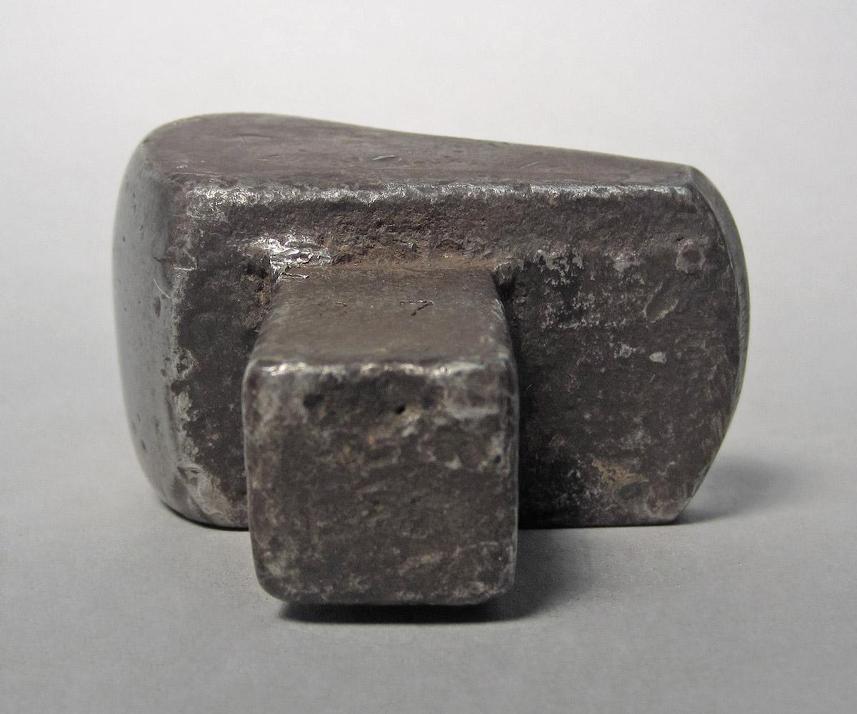1986.0050.467, Planishing head, bottom