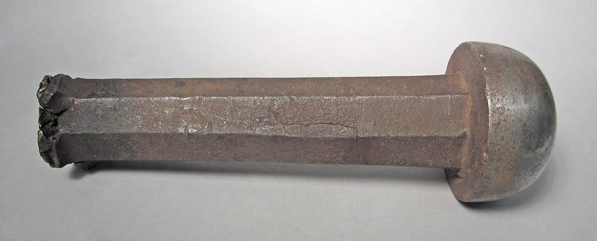 1986.0050.468, Planishing head, side