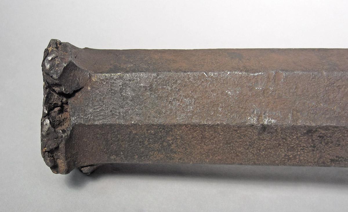 1986.0050.468, Planishing head, end