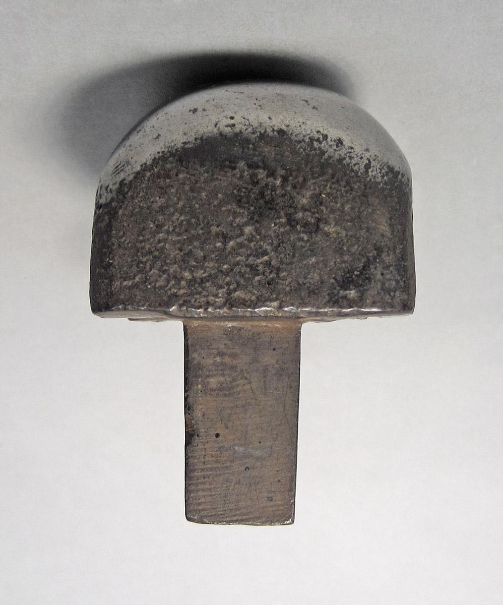 1986.0050.470, Planishing head, side 3