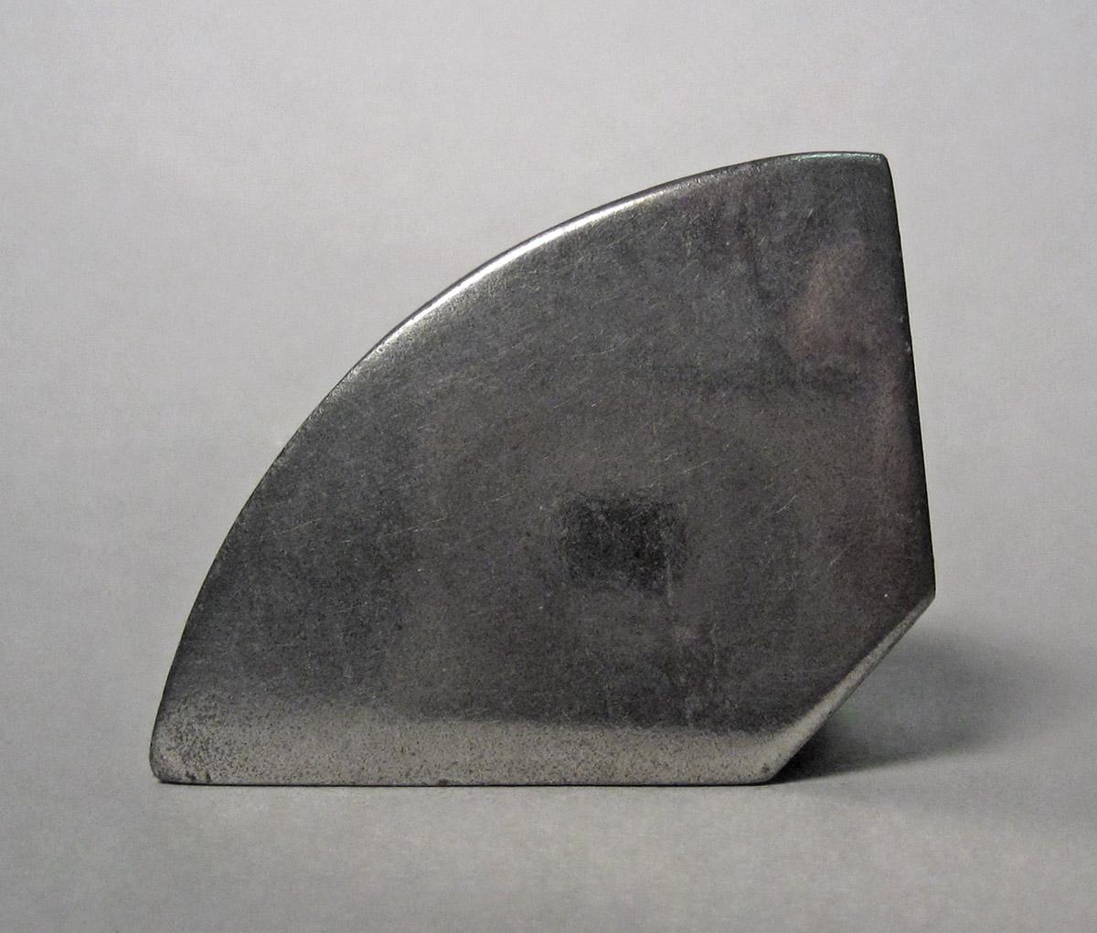 1986.0050.472, Planishing head, top