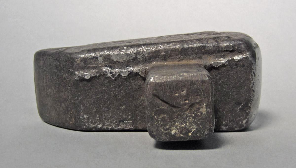 1986.0050.473, Planishing head, bottom