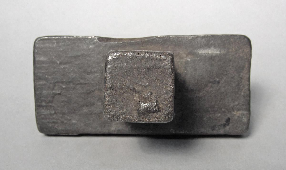 1986.0050.474, Planishing head, bottom