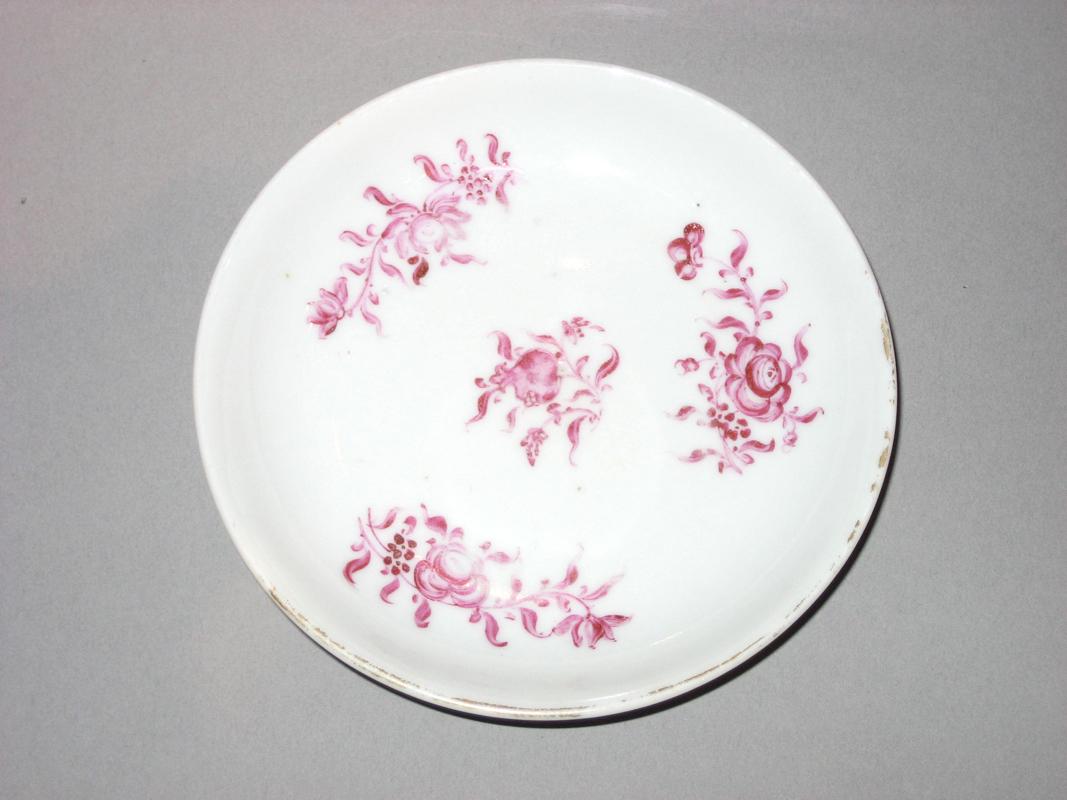 1959.1067.013 Saucer