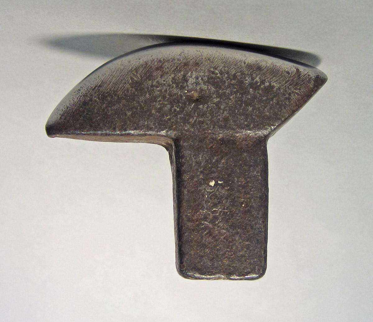 1986.0050.481, Planishing head, side 3