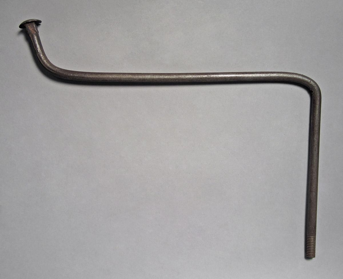 1986.0050.488, Snarling iron, side 2