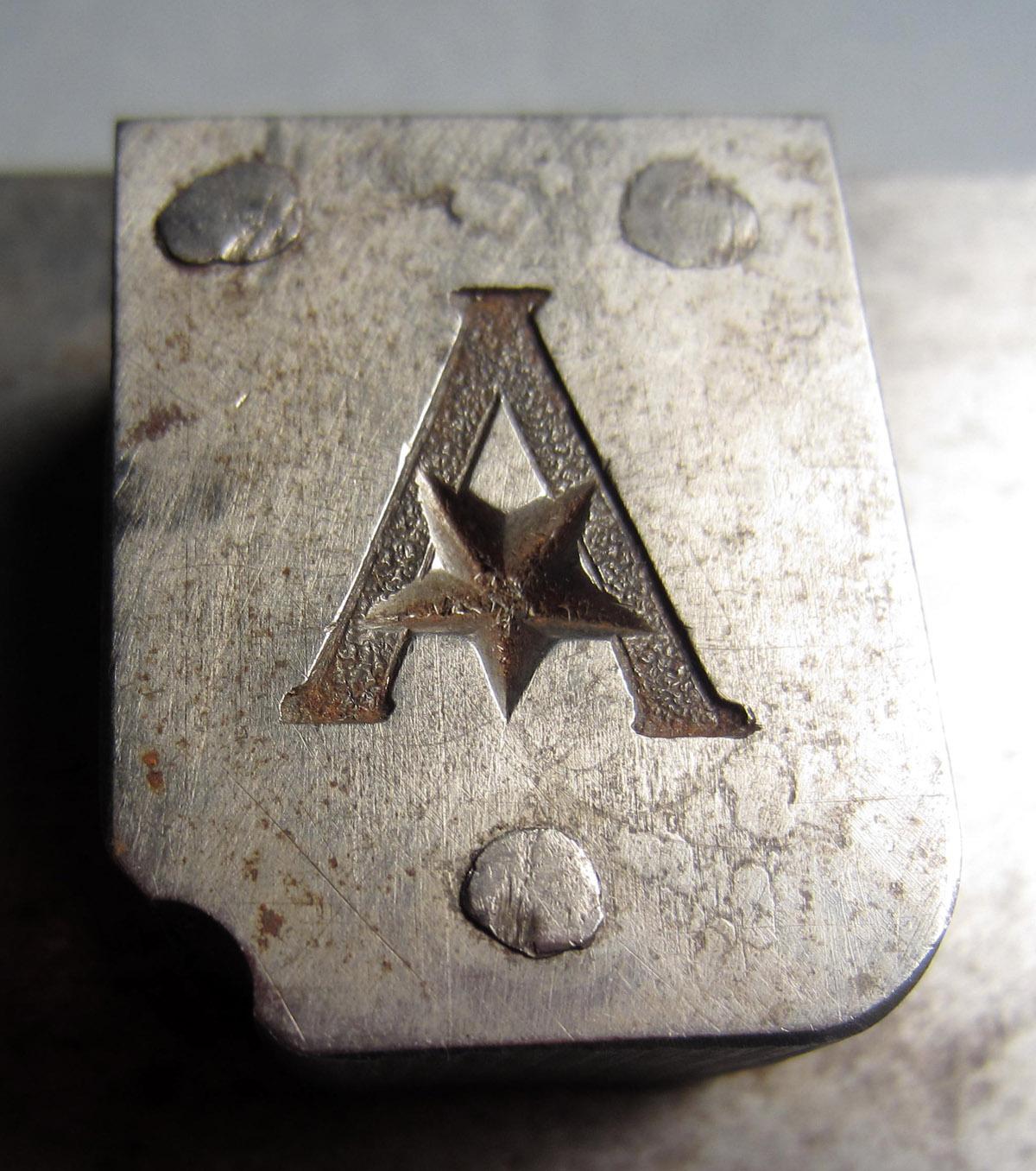 1986.0050.505 Die, Mark