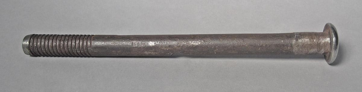 1986.0050.536, Dapping punch, side
