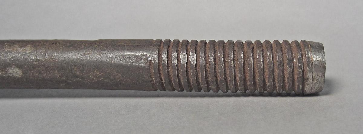 1986.0050.536, Dapping punch, end