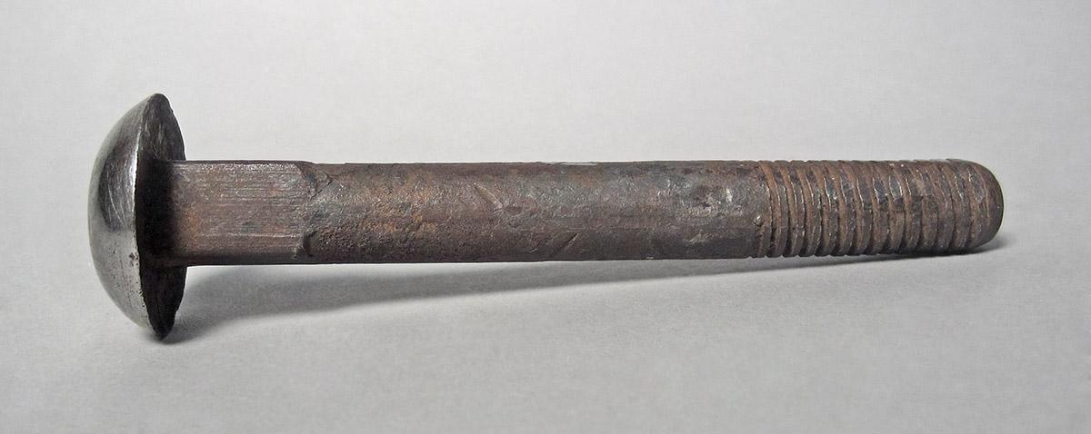 1986.0050.537, Dapping punch, side