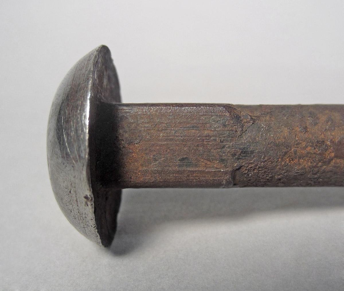 1986.0050.537, Dapping punch, head side