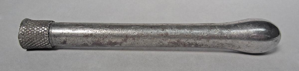 1986.0050.542, Dapping punch, side 2