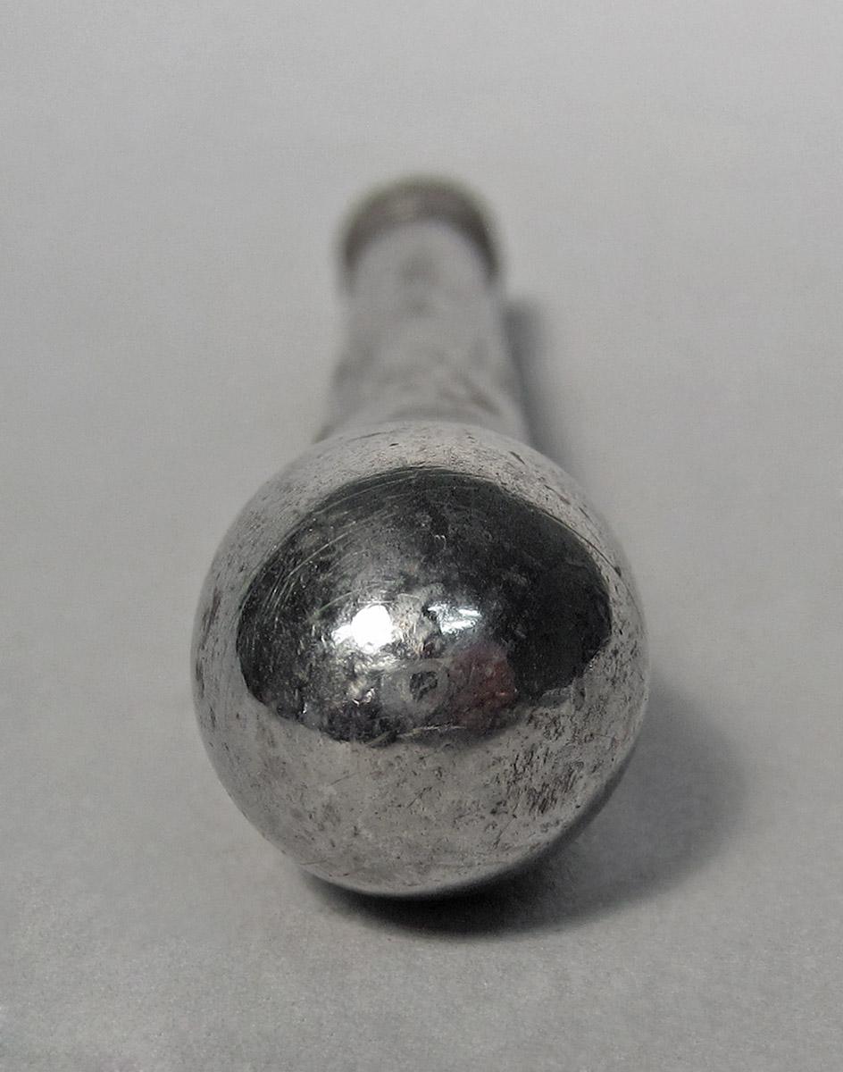 1986.0050.542, Dapping punch, head top