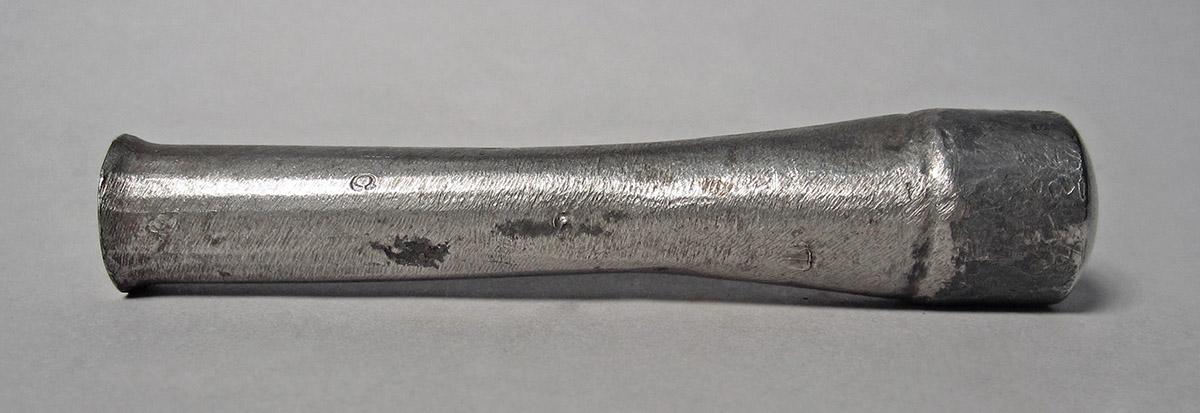 1986.0050.544, Dapping punch, side