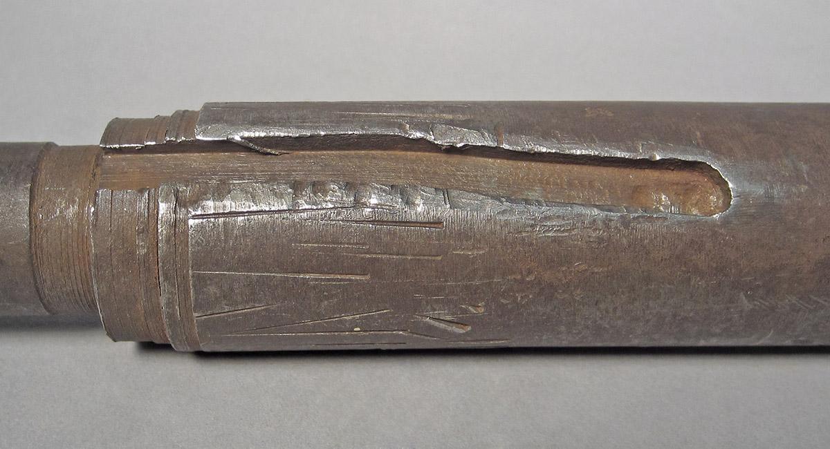 1986.0050.550, Stake, shaft detail
