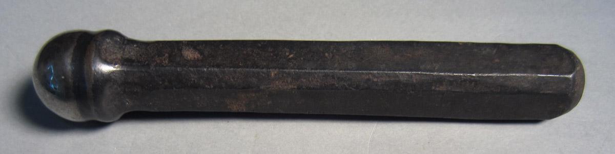 1986.0050.552 Stake, View 1