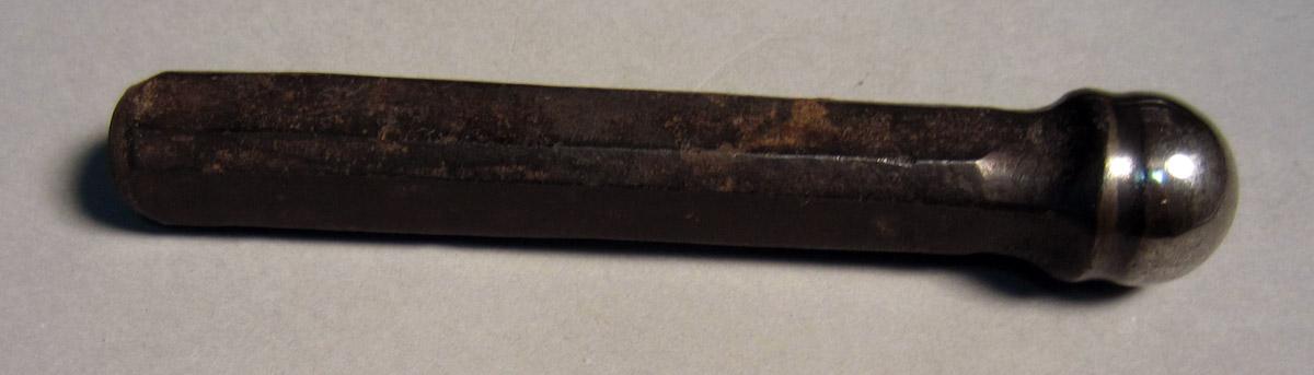 1986.0050.552 Stake, View 2