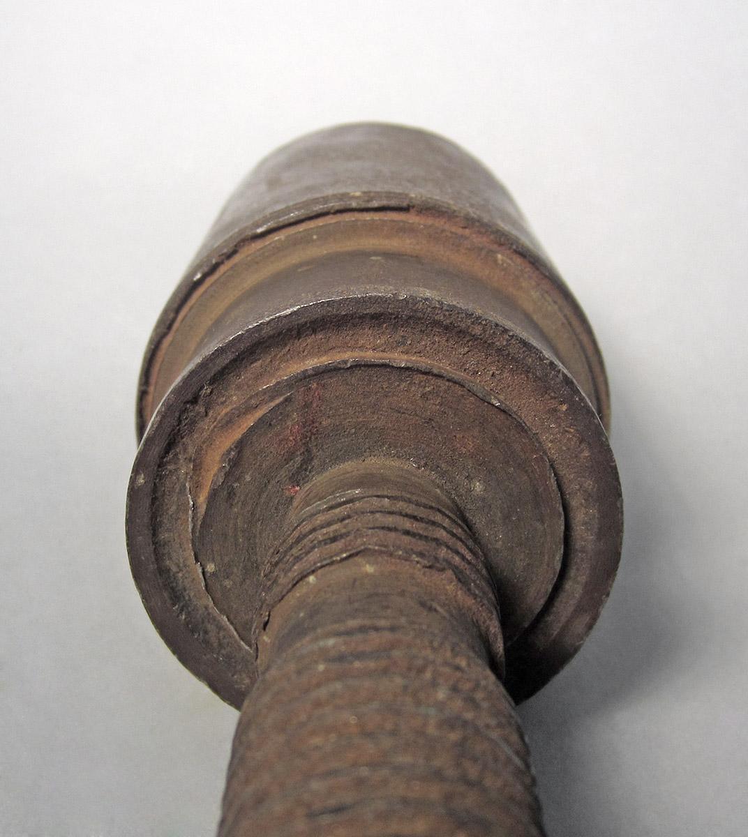 1986.0050.553, Stake, head bottom