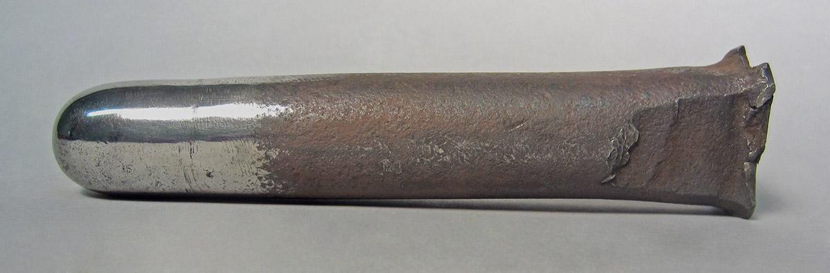 1986.0050.556, Stake, side 1
