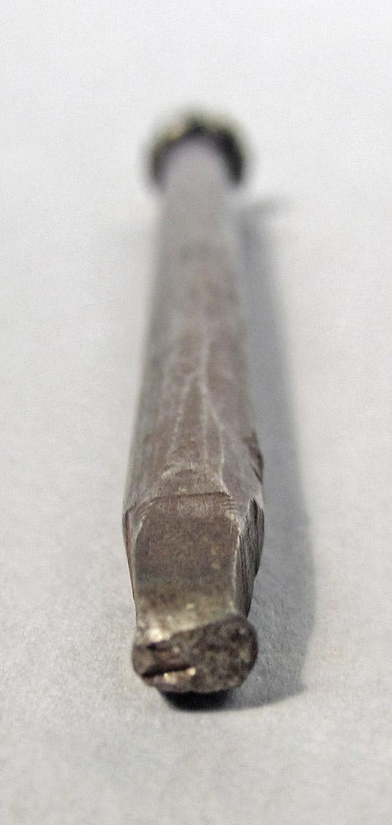 1986.0050.562, Shaping tool, tip bottom