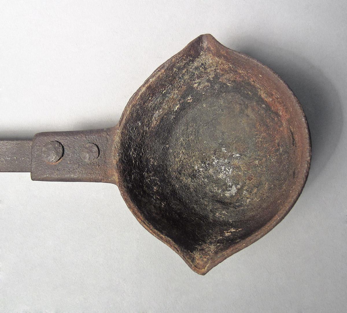 1986.0050.568, Ladle, bowl side 2