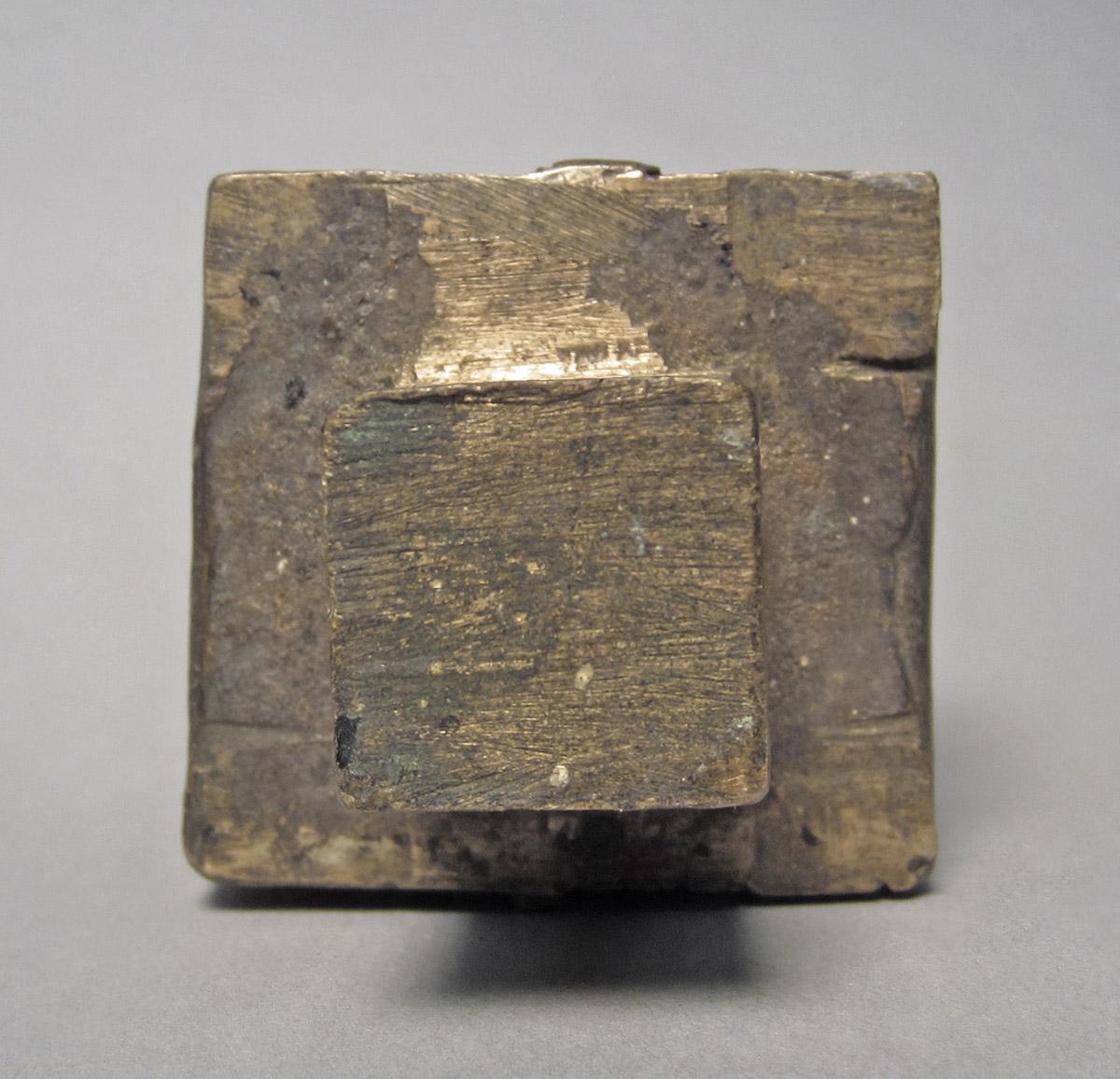 1986.0050.609, Planishing head, bottok