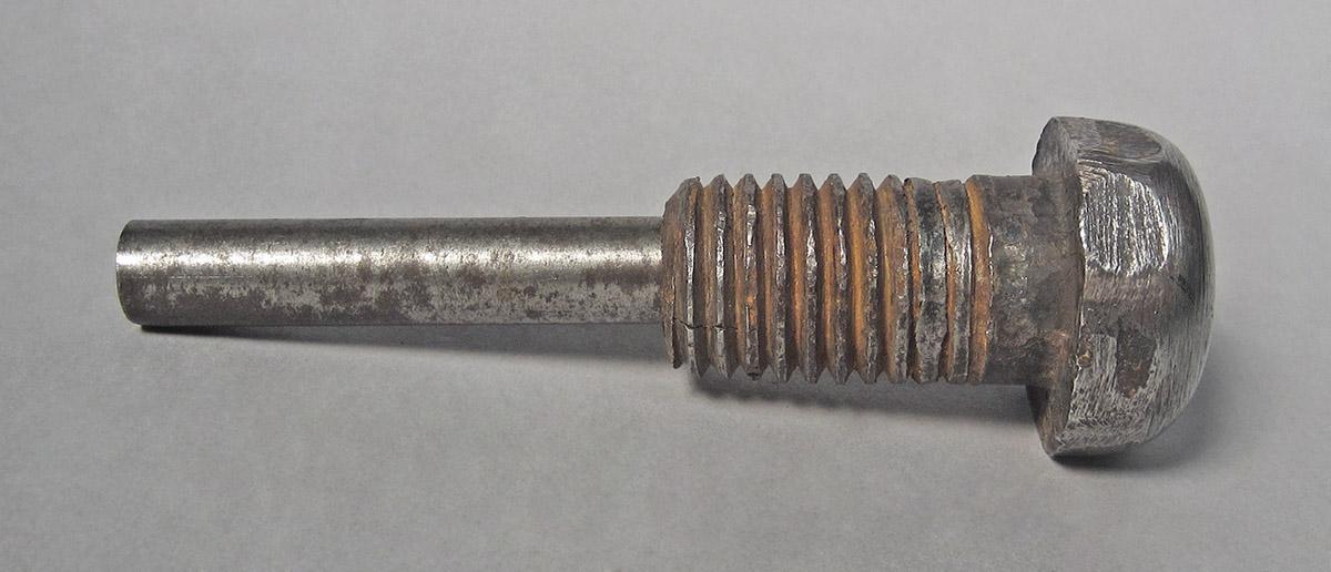 1986.0050.709, Dapping punch, side 2