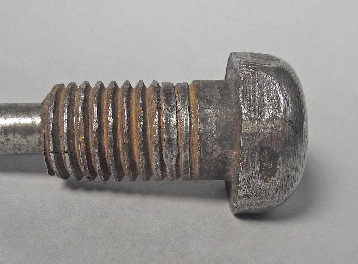 1986.0050.709, Dapping punch, head side