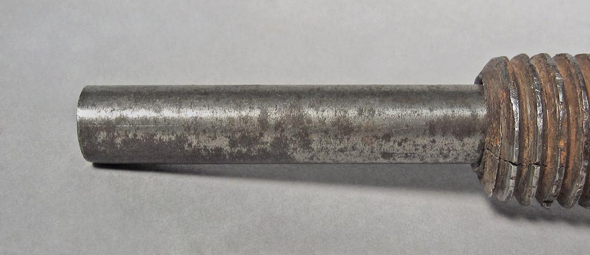 1986.0050.709, Dapping punch, shaft side