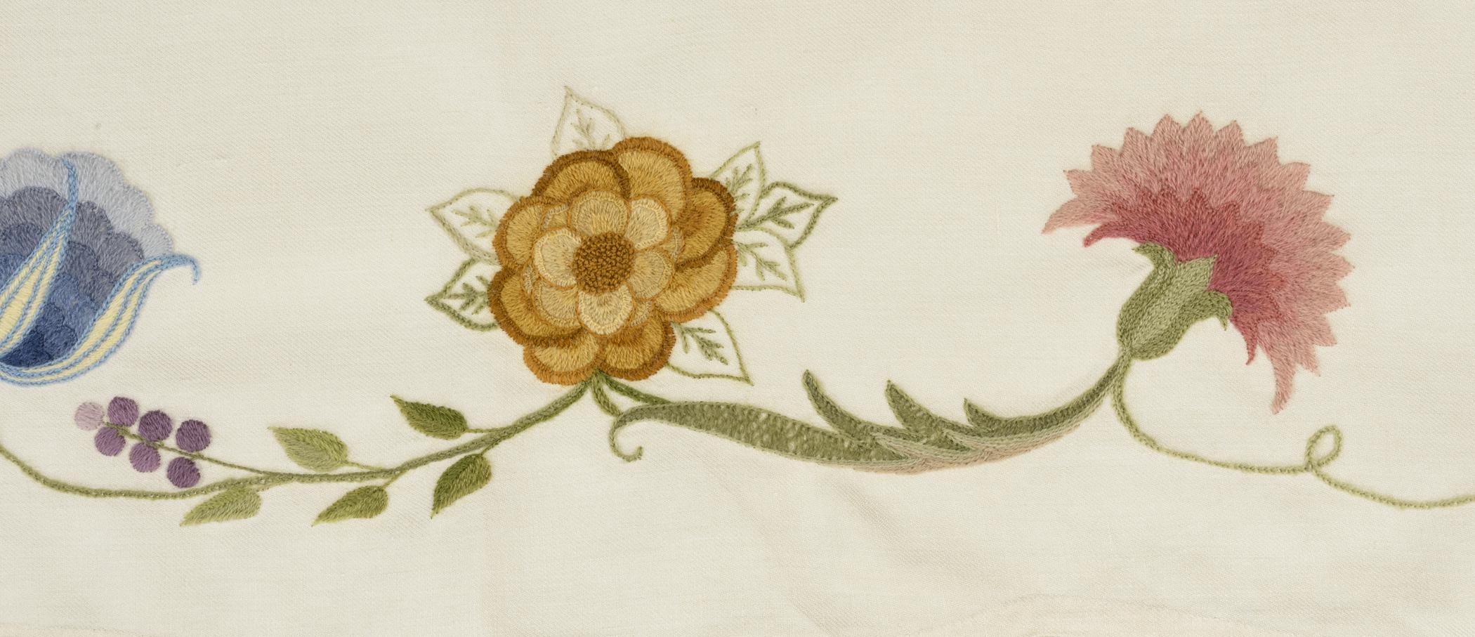 2015.0010.001.003 A Bed hanging, detail 3