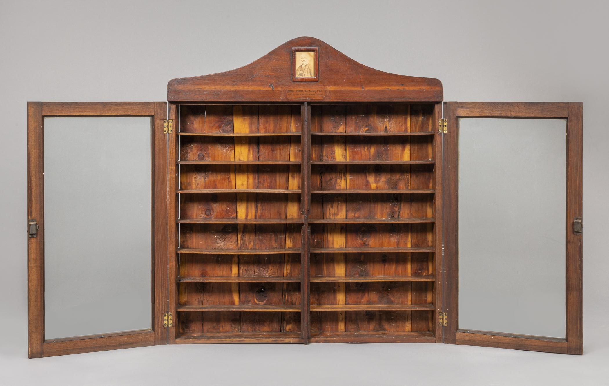 2014.0032.001.001 A Cabinet, B Photograph, view 3